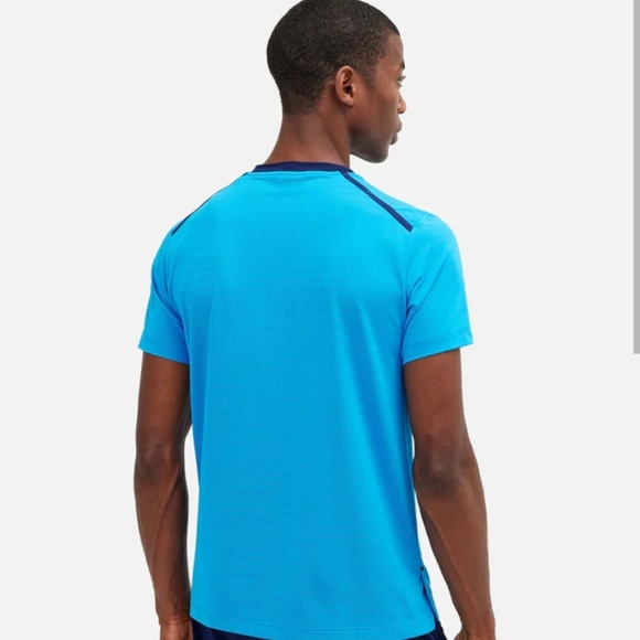 Rhone Swift Short-Sleeve Shirt - Picture 2 of 8